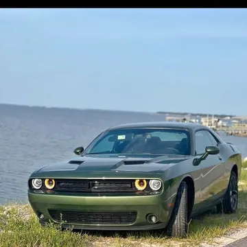 2023 Dodge Challenger SXT Coupe