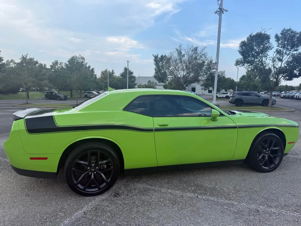 2023 Dodge Challenger 3rd Gen - Image 8 of 18