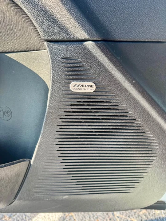 2023 Dodge Challenger 3rd Gen - Image 6 of 6