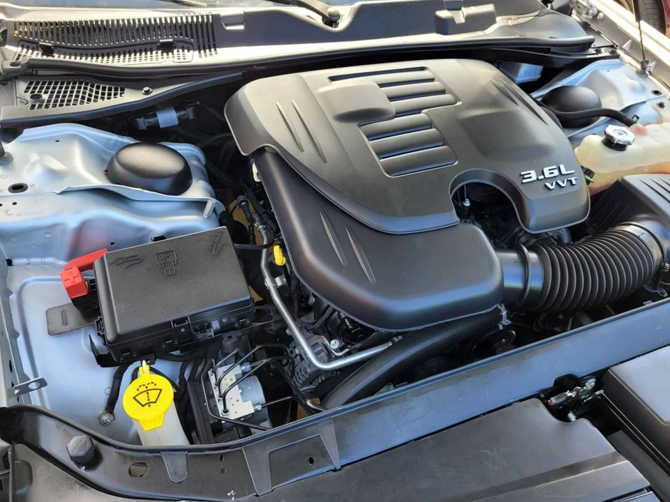 2023 Dodge Challenger 3rd Gen - Image 9 of 14