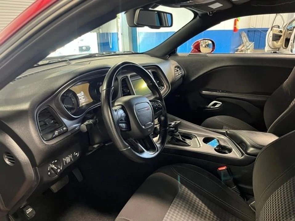 2023 Dodge Challenger 3rd Gen - Image 13 of 20