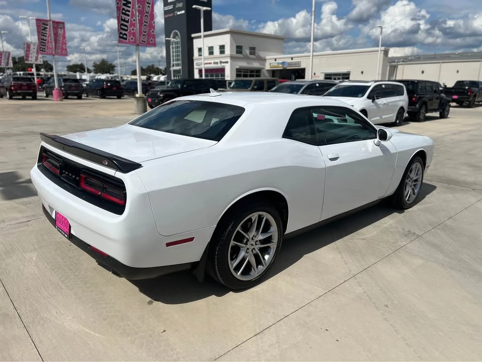 2023 Dodge Challenger 3rd Gen - Image 5 of 12