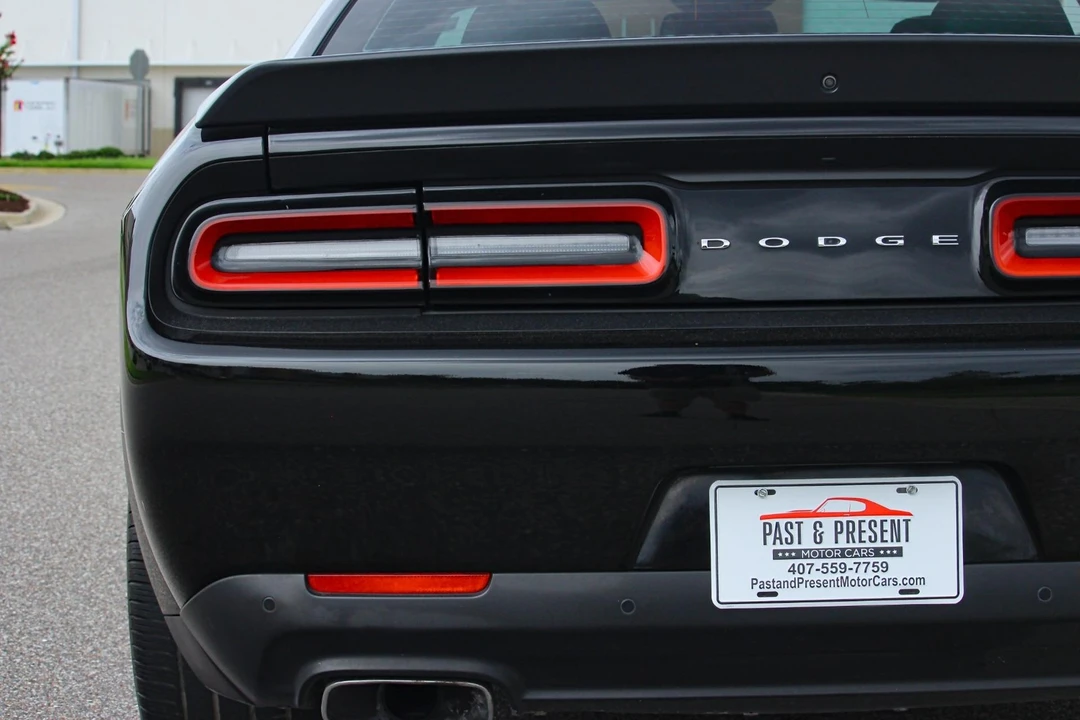 2023 Dodge Challenger SRT Hellcat 3rd Gen - Image 21 of 31