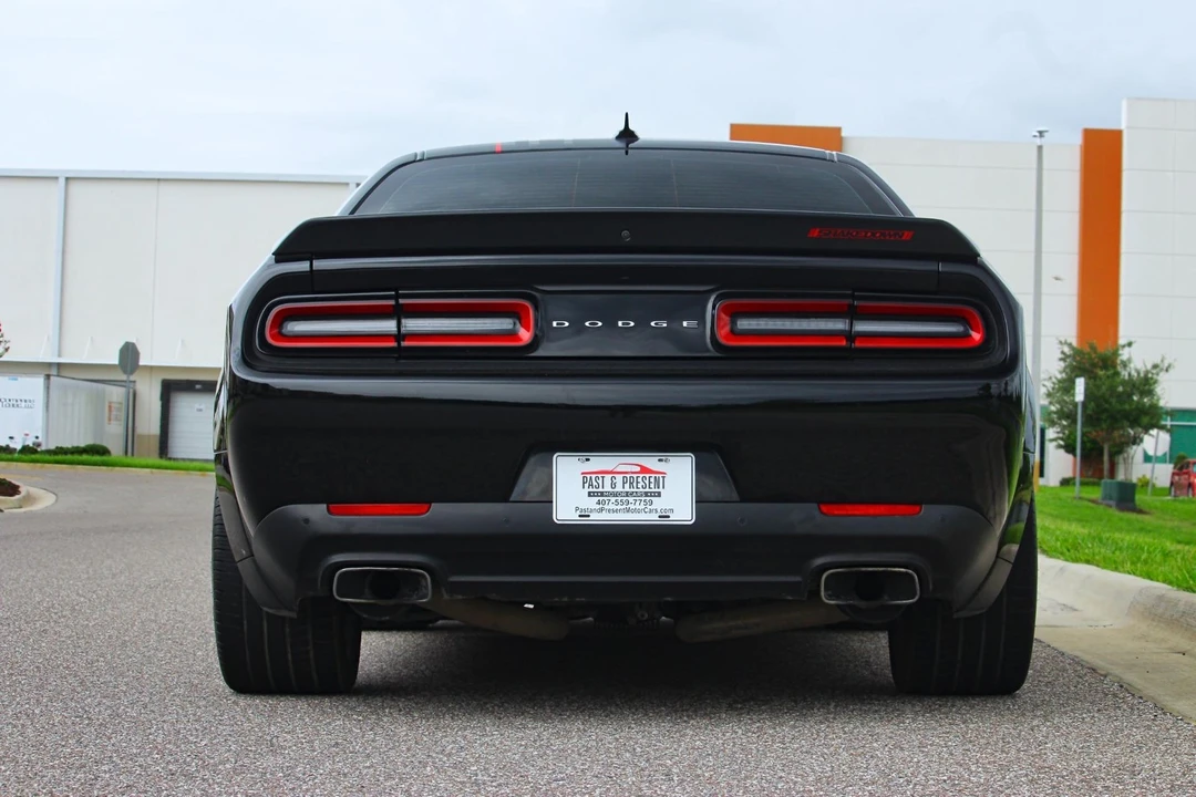 2023 Dodge Challenger SRT Hellcat 3rd Gen - Image 19 of 31