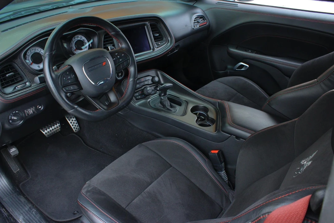 2023 Dodge Challenger SRT Hellcat 3rd Gen - Image 11 of 31
