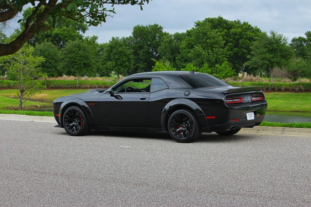 2023 Dodge Challenger SRT Hellcat 3rd Gen - Image 16 of 31
