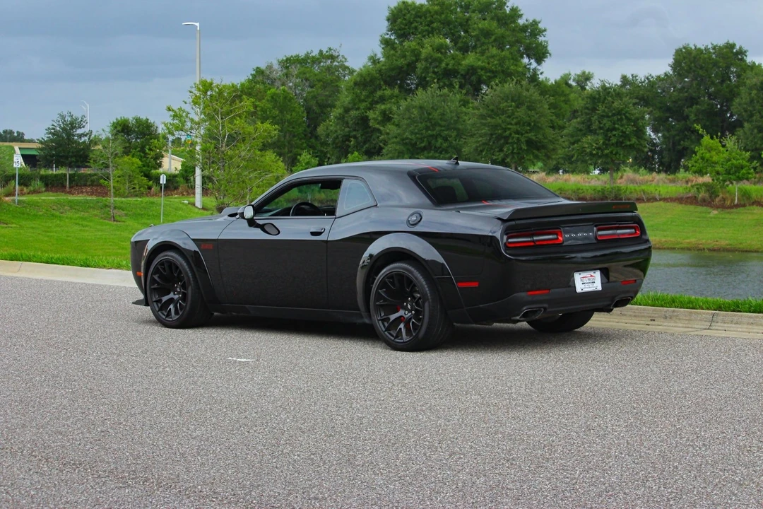 2023 Dodge Challenger SRT Hellcat 3rd Gen - Image 4 of 31