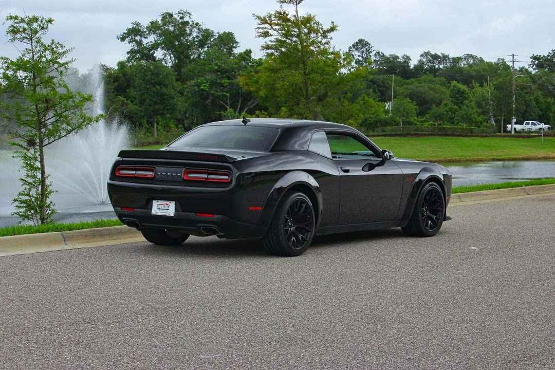 2023 Dodge Challenger SRT Hellcat 3rd Gen - Image 6 of 31
