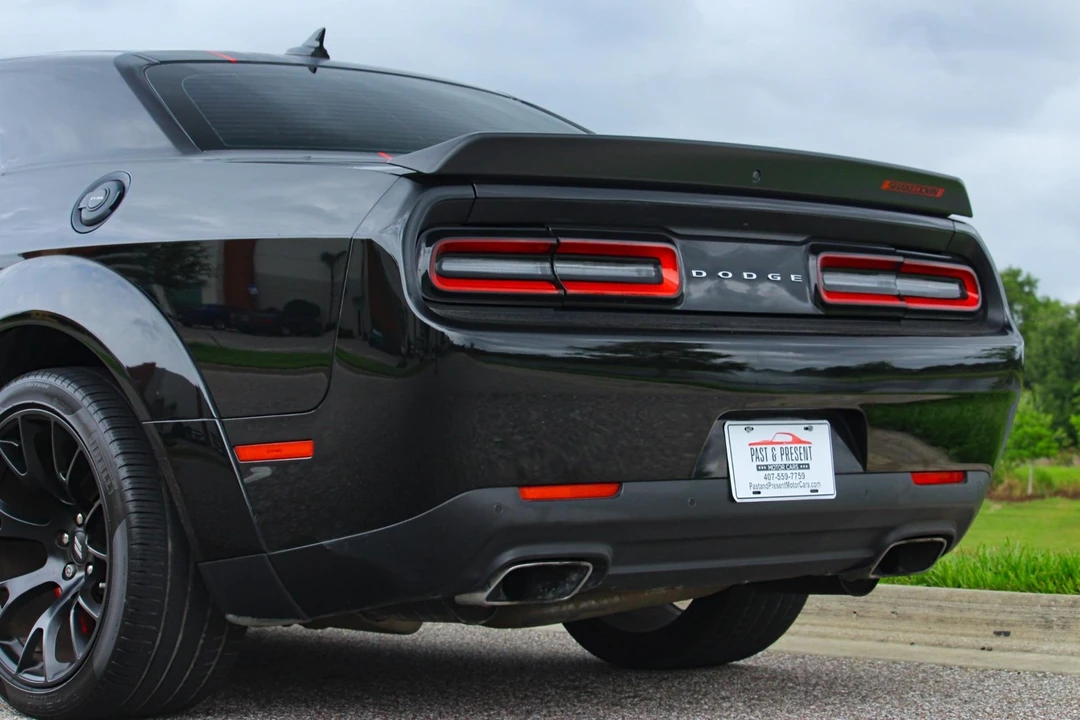 2023 Dodge Challenger SRT Hellcat 3rd Gen - Image 23 of 31