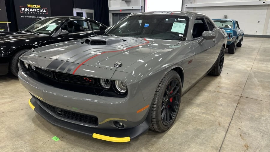 2023 Dodge Challenger 3rd Gen - Image 5 of 11