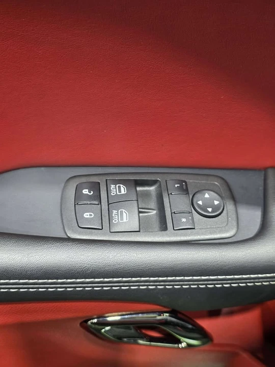 2023 Dodge Challenger SRT Hellcat 3rd Gen - Image 18 of 20