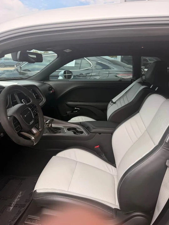 2023 Dodge Challenger SRT Hellcat 3rd Gen - Image 8 of 14