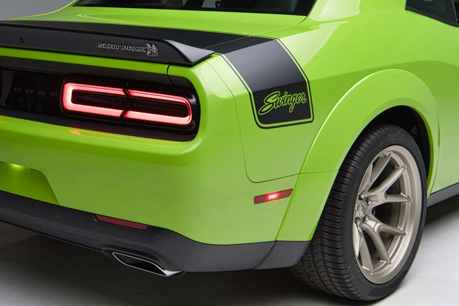 2023 Dodge Challenger 3rd Gen - Image 19 of 31