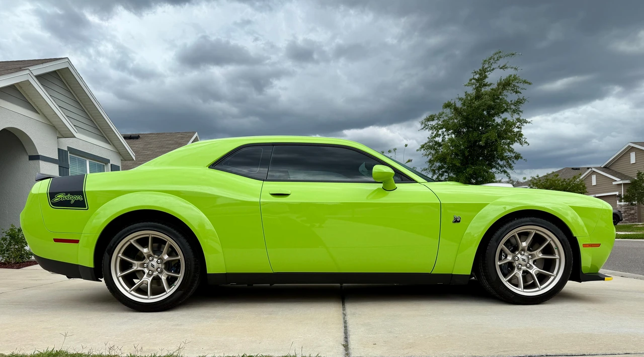 2023 Dodge Challenger 3rd Gen - Image 12 of 31