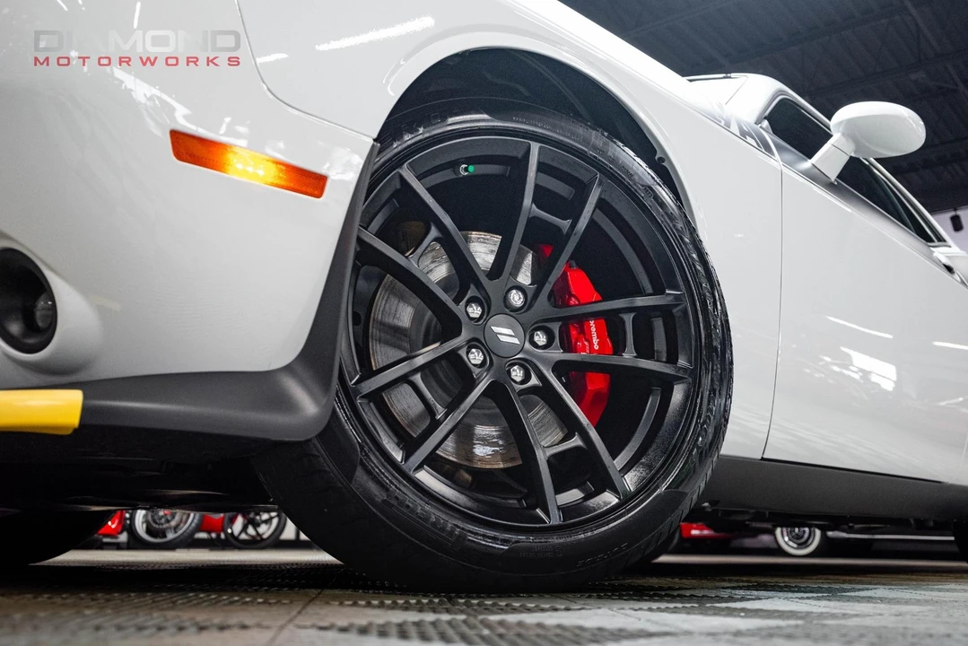 2023 Dodge Challenger 3rd Gen - Image 8 of 12