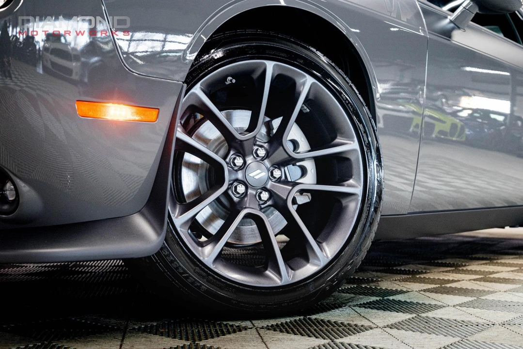 2023 Dodge Challenger 3rd Gen - Image 5 of 12