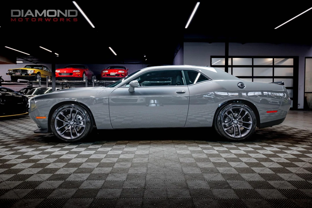 2023 Dodge Challenger 3rd Gen - Image 7 of 12