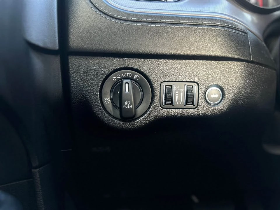 2023 Dodge Charger 7th Gen - Image 12 of 20