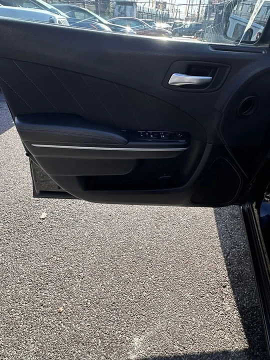 2023 Dodge Charger 7th Gen - Image 9 of 11