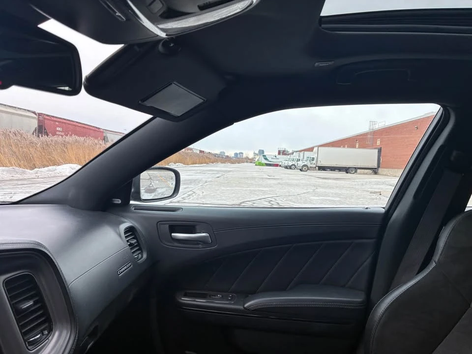 2023 Dodge Charger 7th Gen - Image 11 of 13