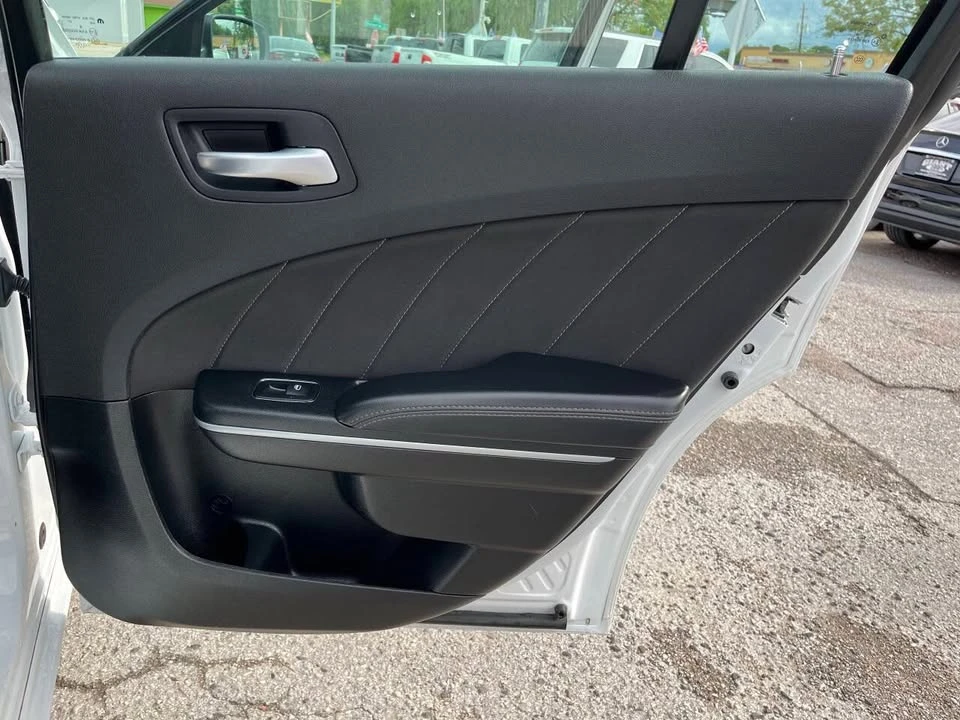 2023 Dodge Charger 7th Gen - Image 14 of 20