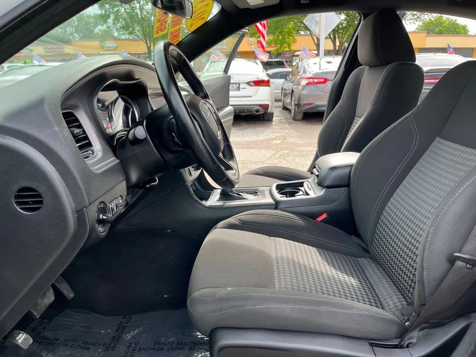 2023 Dodge Charger 7th Gen - Image 16 of 20