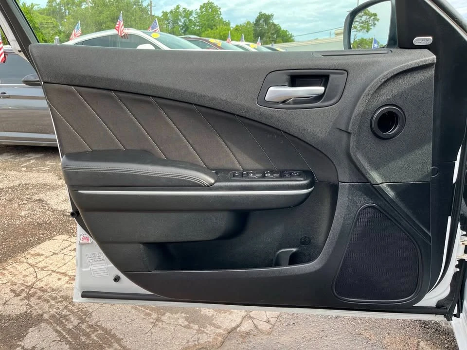 2023 Dodge Charger 7th Gen - Image 11 of 20