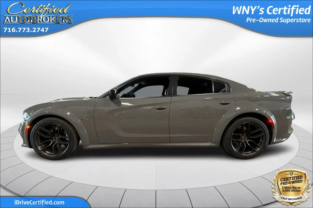 2023 Dodge Charger 7th Gen - Image 10 of 31
