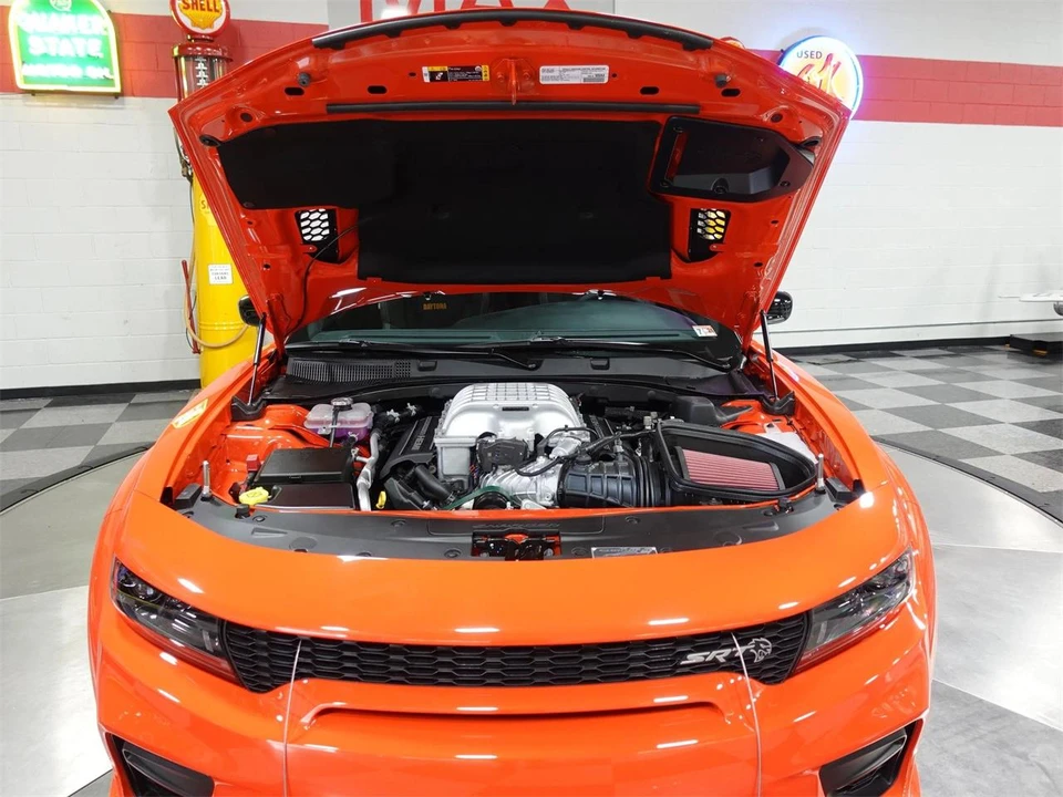 2023 Dodge Charger 7th Gen - Image 2 of 31
