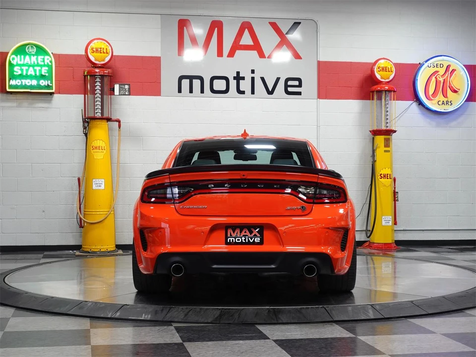 2023 Dodge Charger 7th Gen - Image 10 of 31