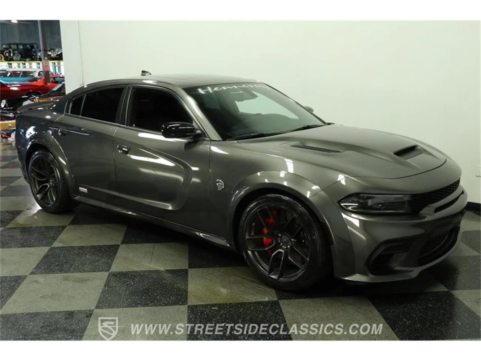 2023 Dodge Charger 7th Gen - Image 14 of 31