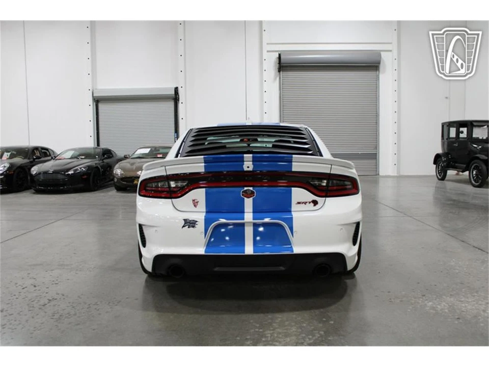 2023 Dodge Charger 7th Gen - Image 17 of 31