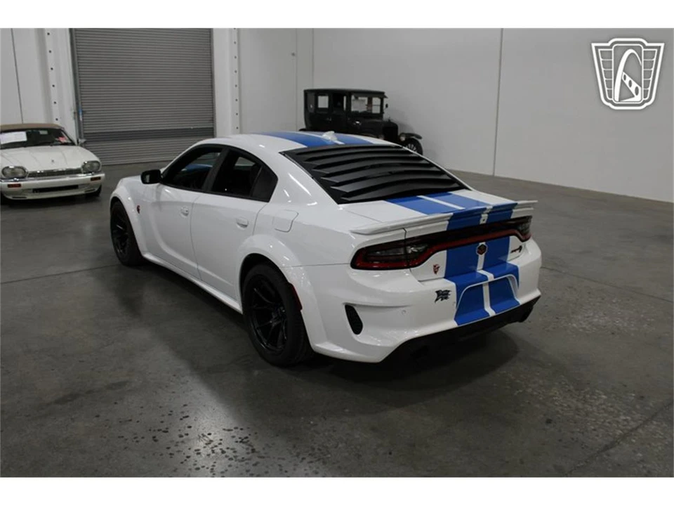 2023 Dodge Charger 7th Gen - Image 8 of 31
