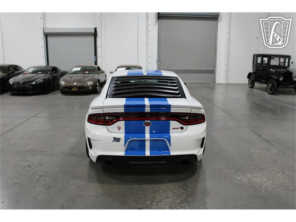 2023 Dodge Charger 7th Gen - Image 9 of 31