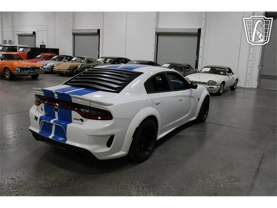 2023 Dodge Charger 7th Gen - Image 10 of 31