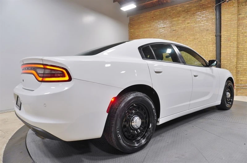 2023 Dodge Charger 7th Gen - Image 10 of 31