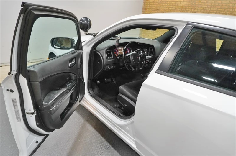 2023 Dodge Charger 7th Gen - Image 21 of 31