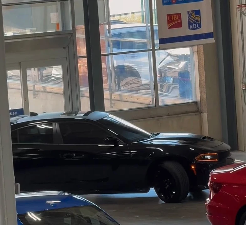 2023 Dodge Charger SRT Hellcat 7th Gen - Image 3 of 4