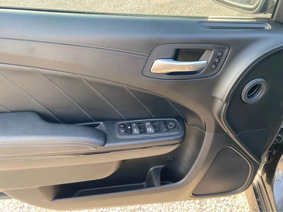 2023 Dodge Charger 7th Gen - Image 9 of 12