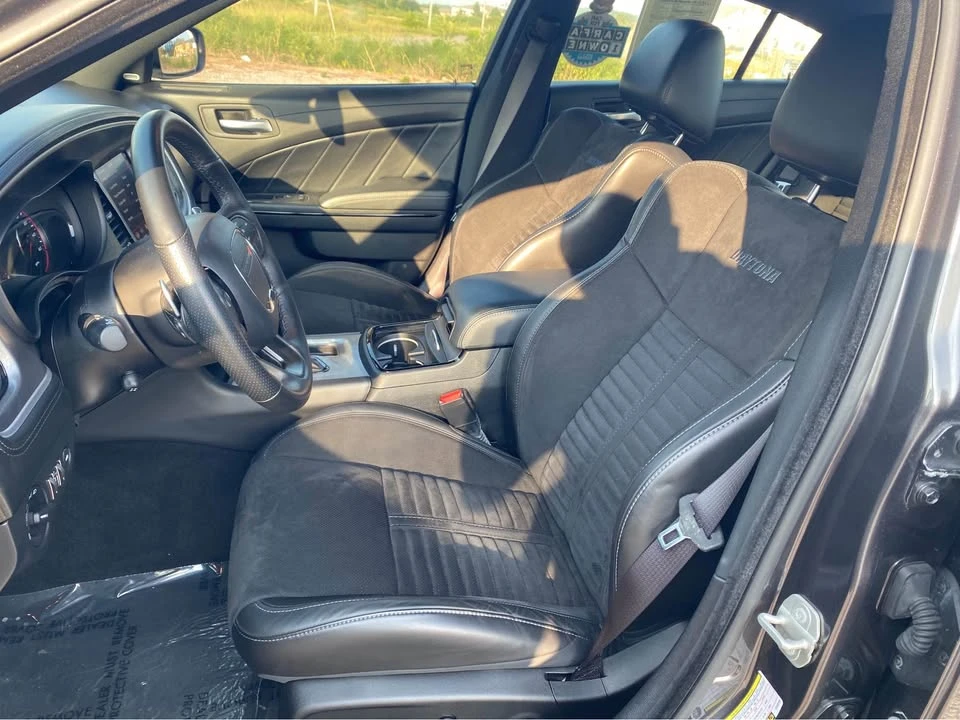 2023 Dodge Charger 7th Gen - Image 10 of 12