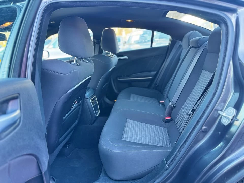 2023 Dodge Charger 7th Gen - Image 7 of 10