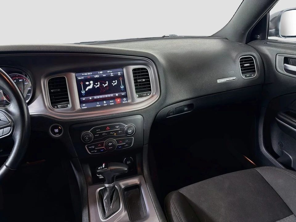 2023 Dodge Charger 7th Gen - Image 24 of 31