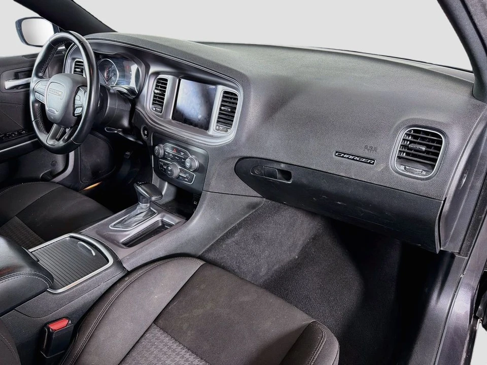 2023 Dodge Charger 7th Gen - Image 29 of 31
