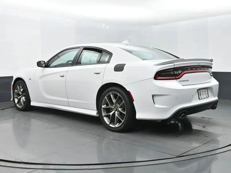 2023 Dodge Charger 7th Gen - Image 9 of 12