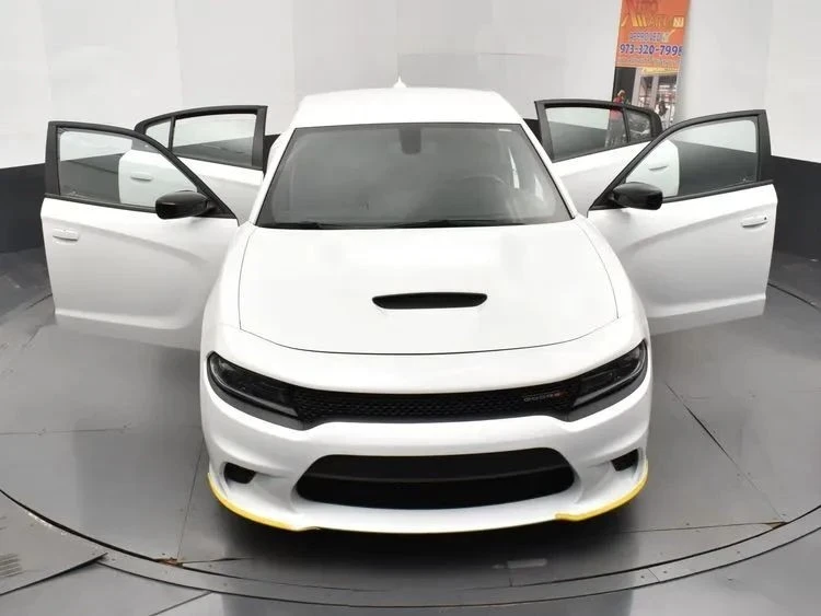 2023 Dodge Charger 7th Gen - Image 10 of 12