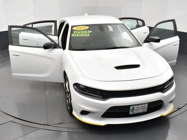2023 Dodge Charger 7th Gen - Image 10 of 12