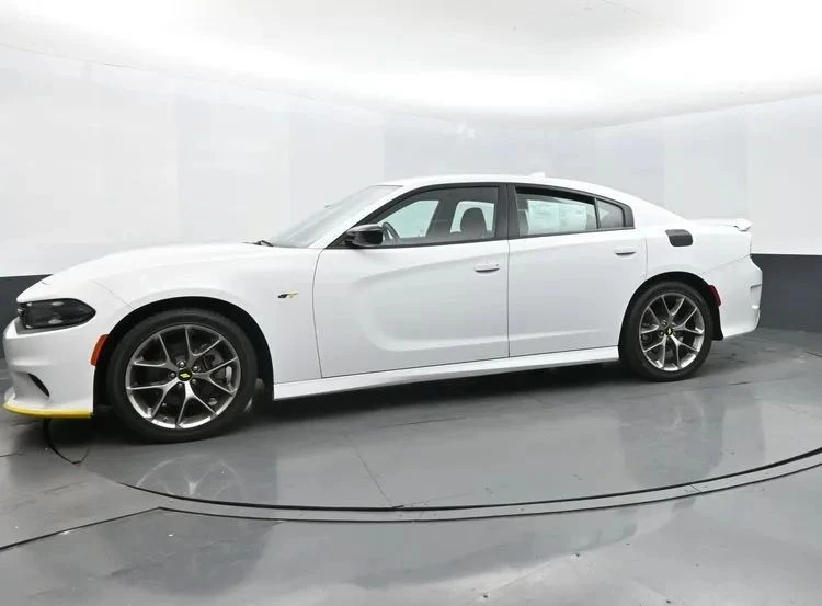 2023 Dodge Charger 7th Gen - Image 5 of 12