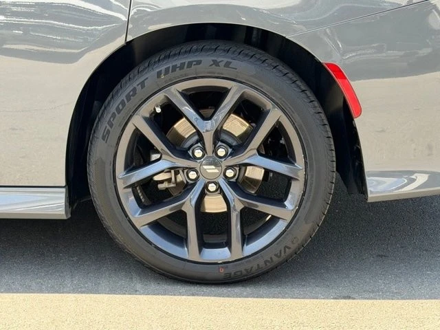 2023 Dodge Charger 7th Gen - Image 17 of 31