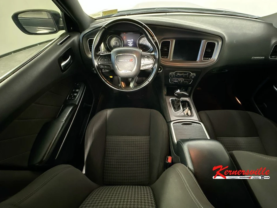 2023 Dodge Charger 7th Gen - Image 9 of 24