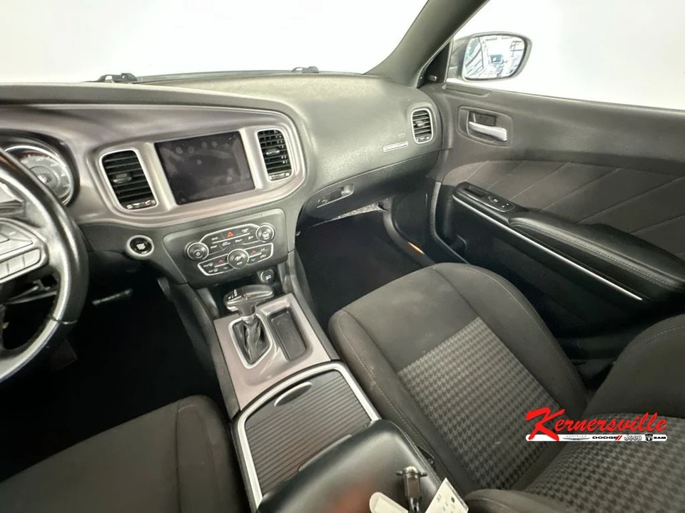 2023 Dodge Charger 7th Gen - Image 11 of 24